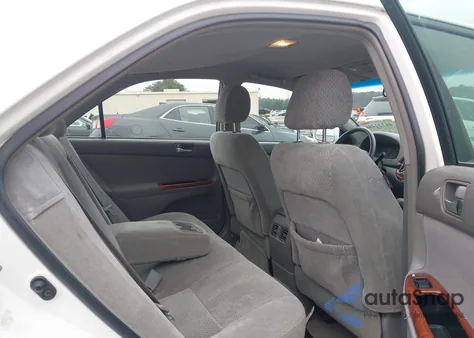 2004 Toyota Camry Le/Xle/Se из США, поврежденный, VIN 4T1BE30KX4U352929